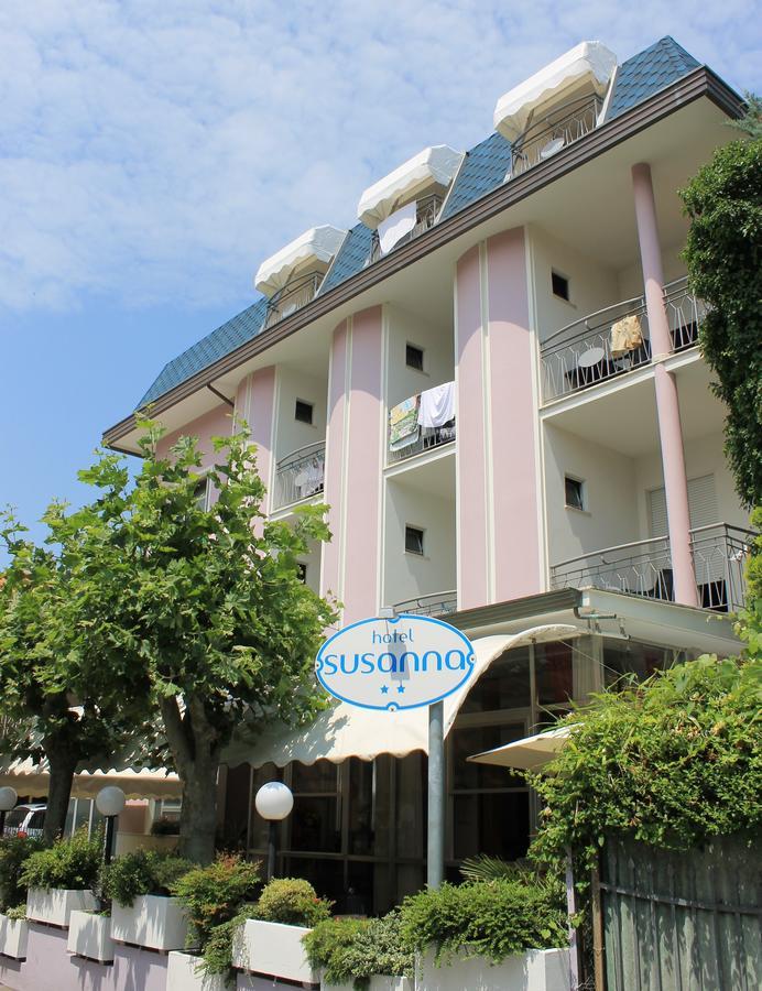 Hotel Susanna リミニ エクステリア 写真